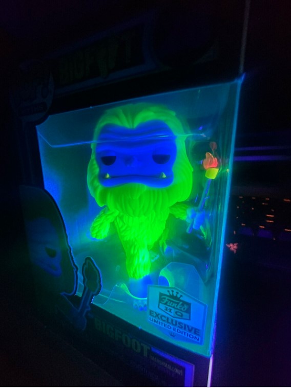 Funko Pop Myths: BIGFOOT Marshmallow Black Light FunkoHQ Exclusive